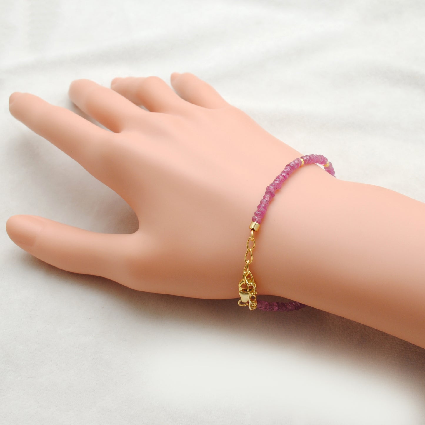 Natural 4mm Ruby & 6mm Freshwater Pearl Beaded 8" Bracelet