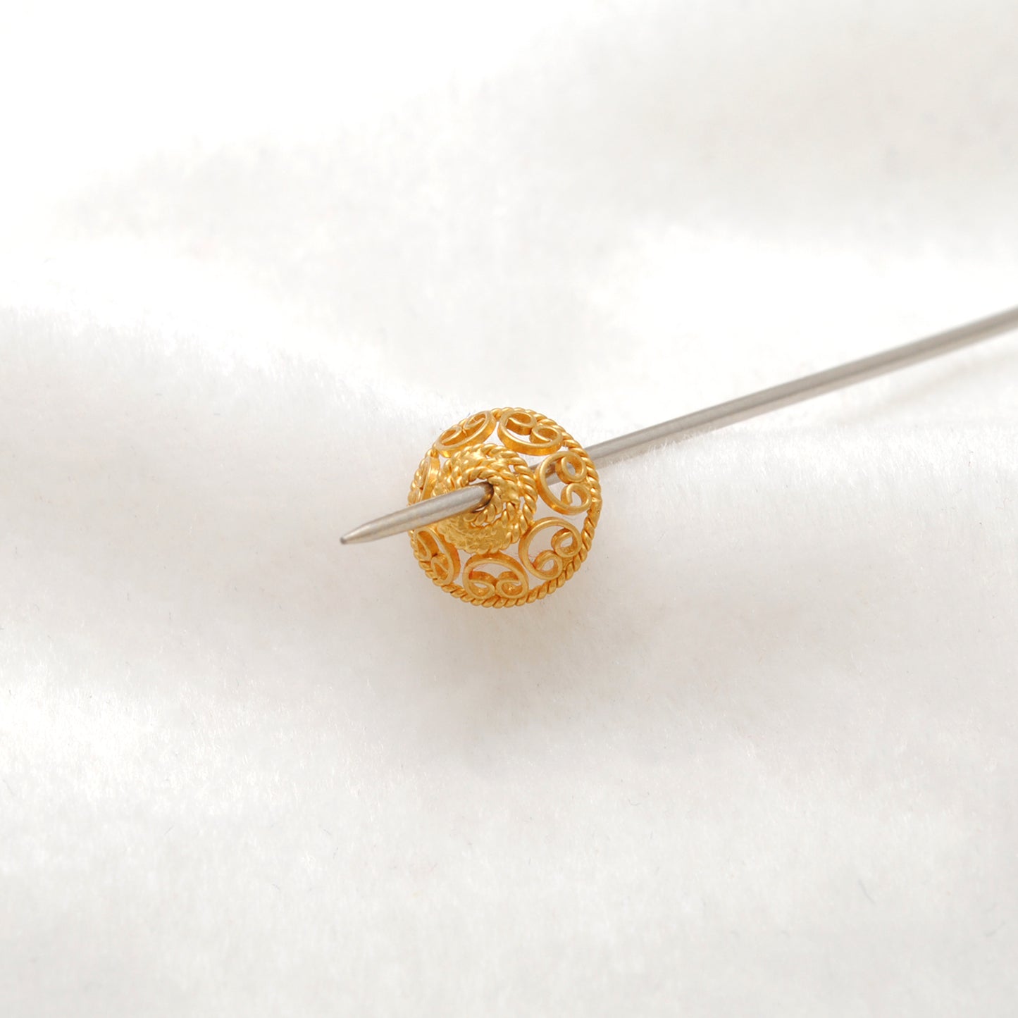 Jewelry Making Supplies 18 Carat Yellow Gold-Plated Spacer Bead Cap for Beads