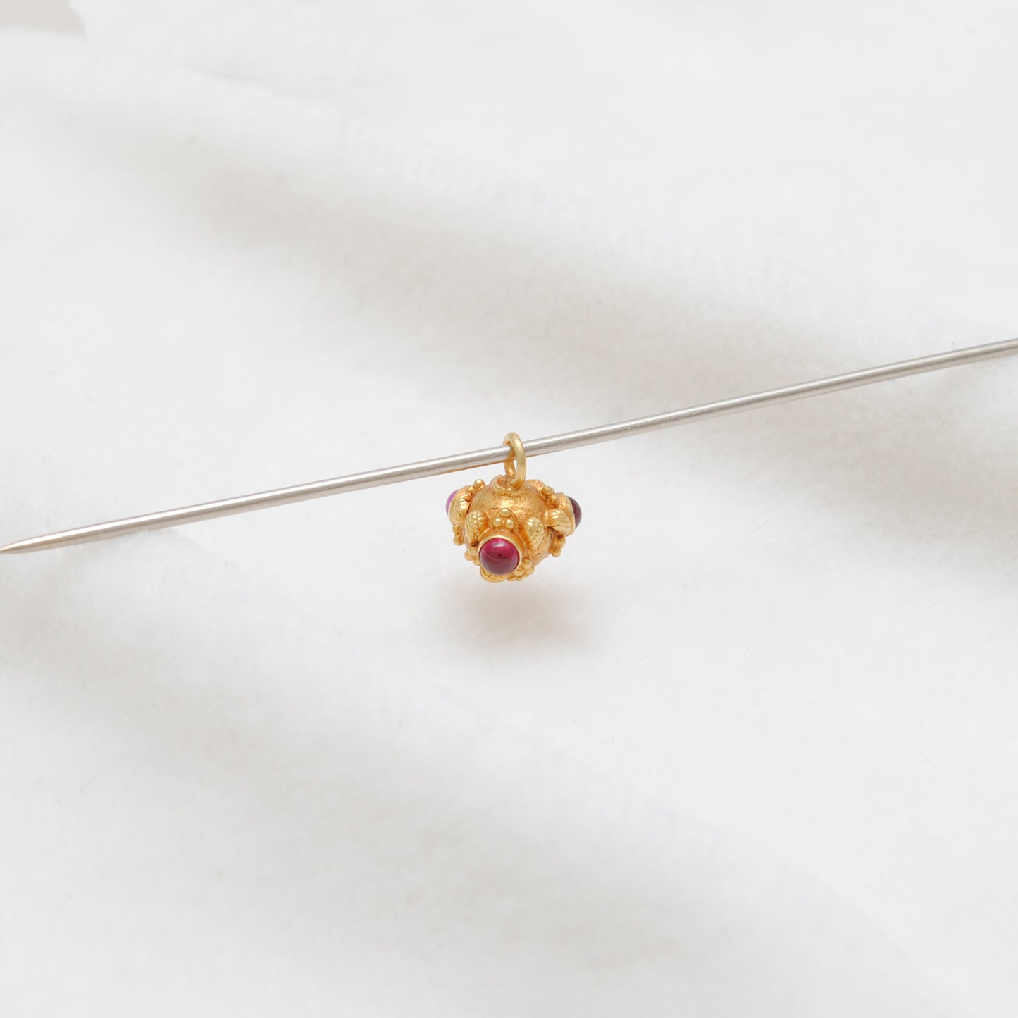 18k Gold Roundel Bead with Hydro Red Stone