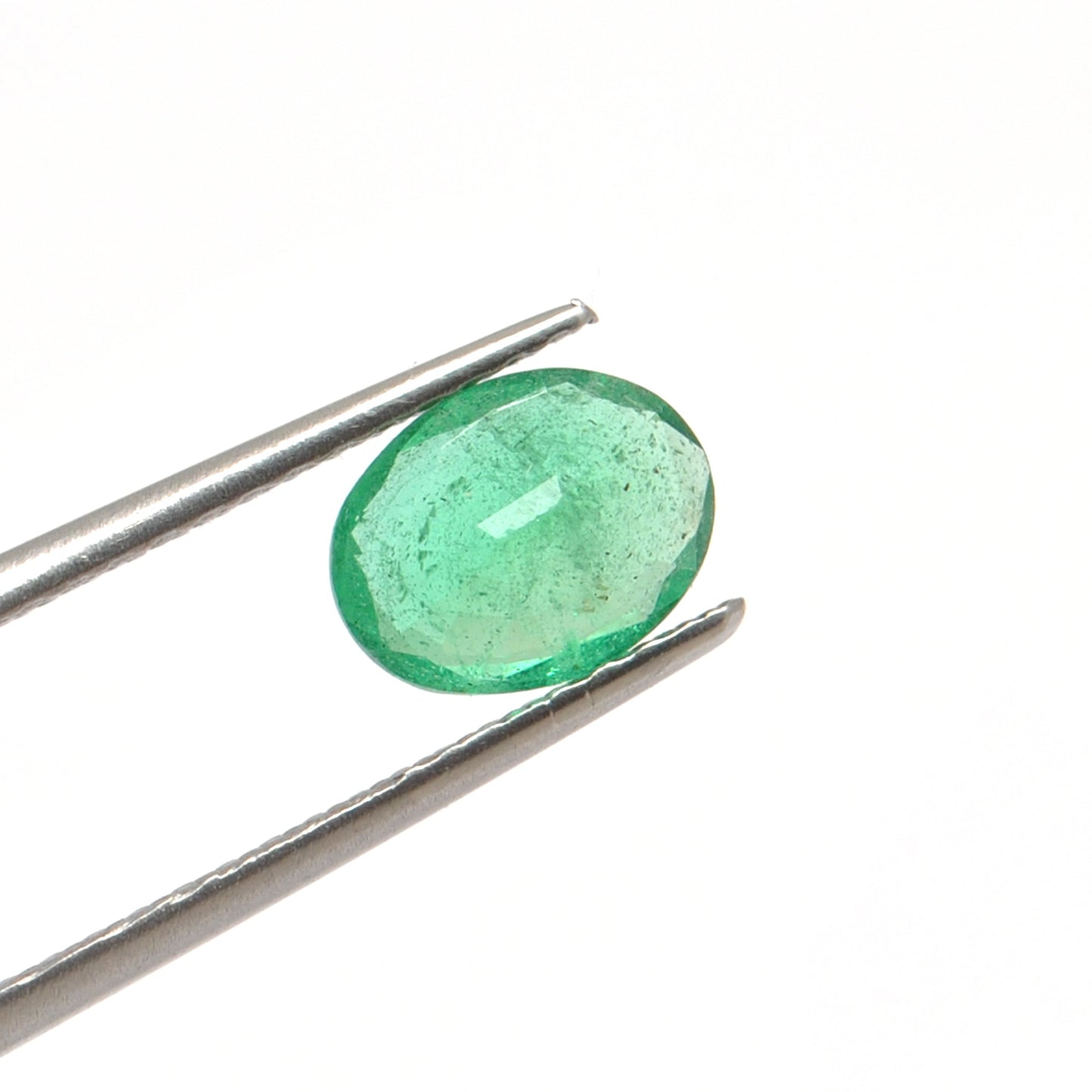 SAR Gems Natural Zambian Emerald 1.50 Carat Oval 6.5x8.5mm