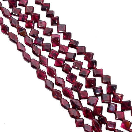 Garnet Plain Beaded Beads-6-7.5mm Size And Square Shape