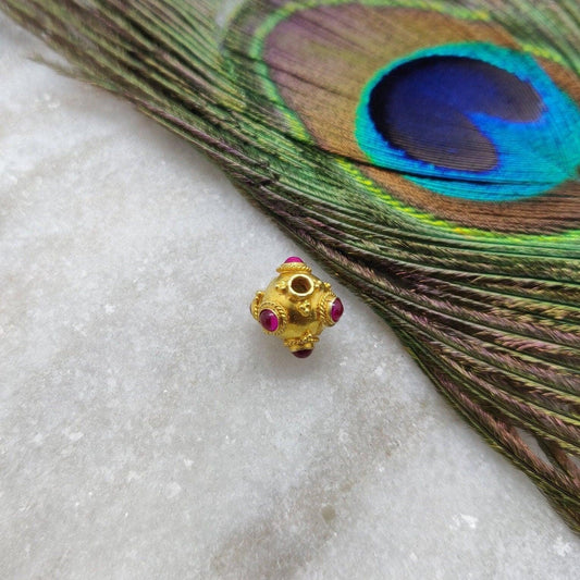 18 Karat Gold Ruby Ball Spacer Beads 11x10mm