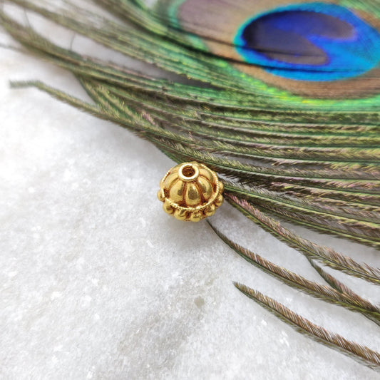 Solid 18K gold round spacer ball bead with high-polish finish for fine jewelry making