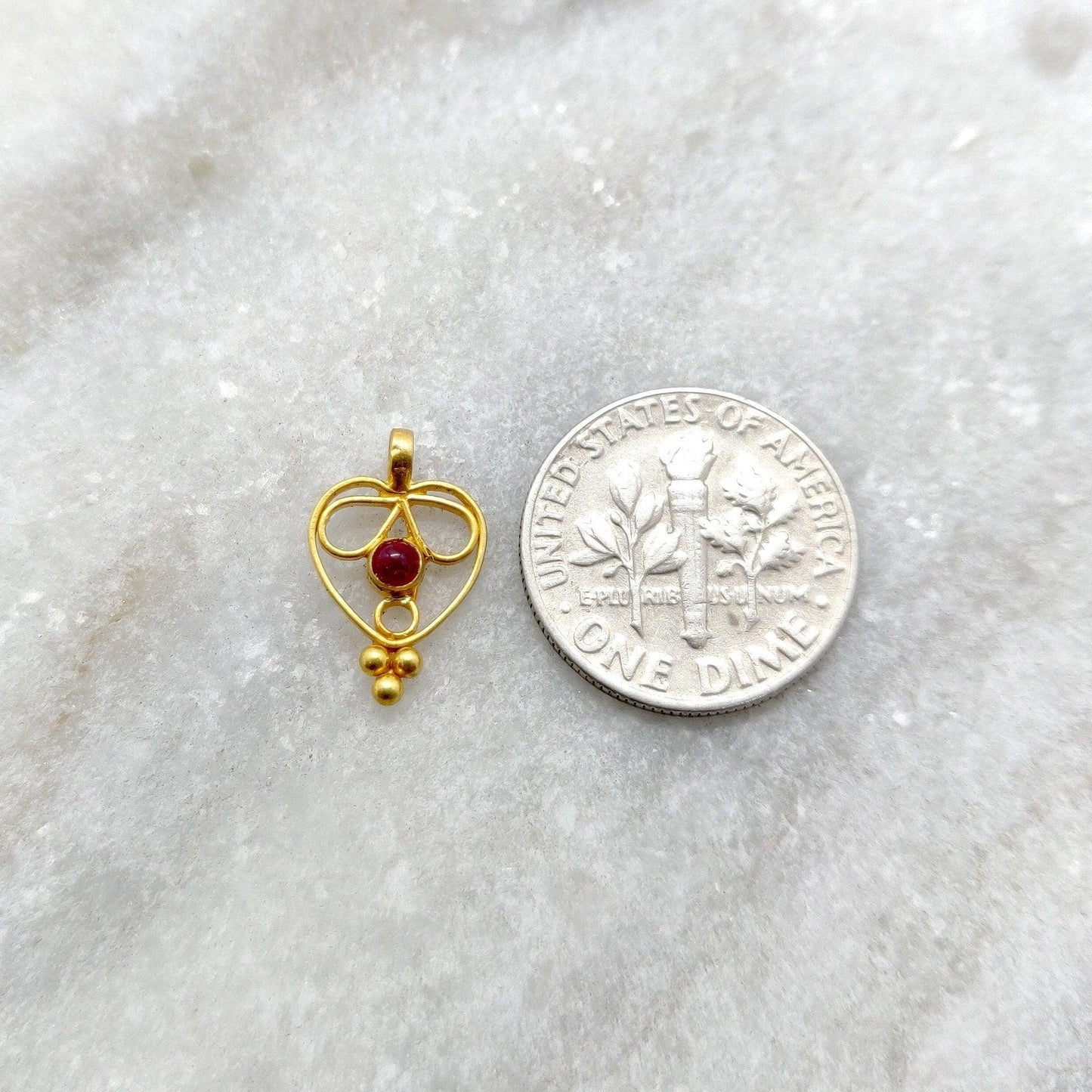 18k Solid Yellow Gold Heart Shape Charm Pendant 15mm - Sar Gems