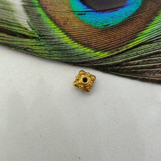 18 Carat Gold Fancy Floral Beads 9x7mm