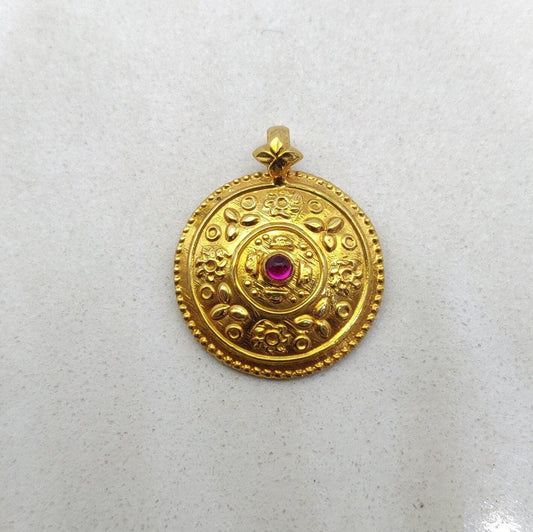 18k Solid Gold Ruby Antique 19mm Pendant - view 3