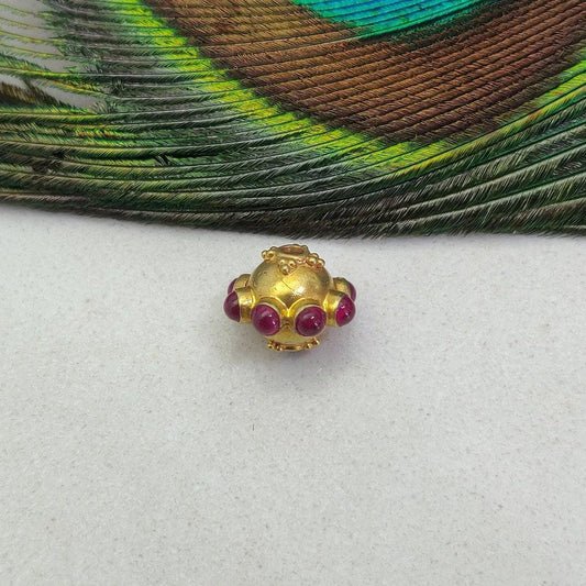 18 Carat Gold Ruby Round Flower Spacer Beads 8.4mm - view 3