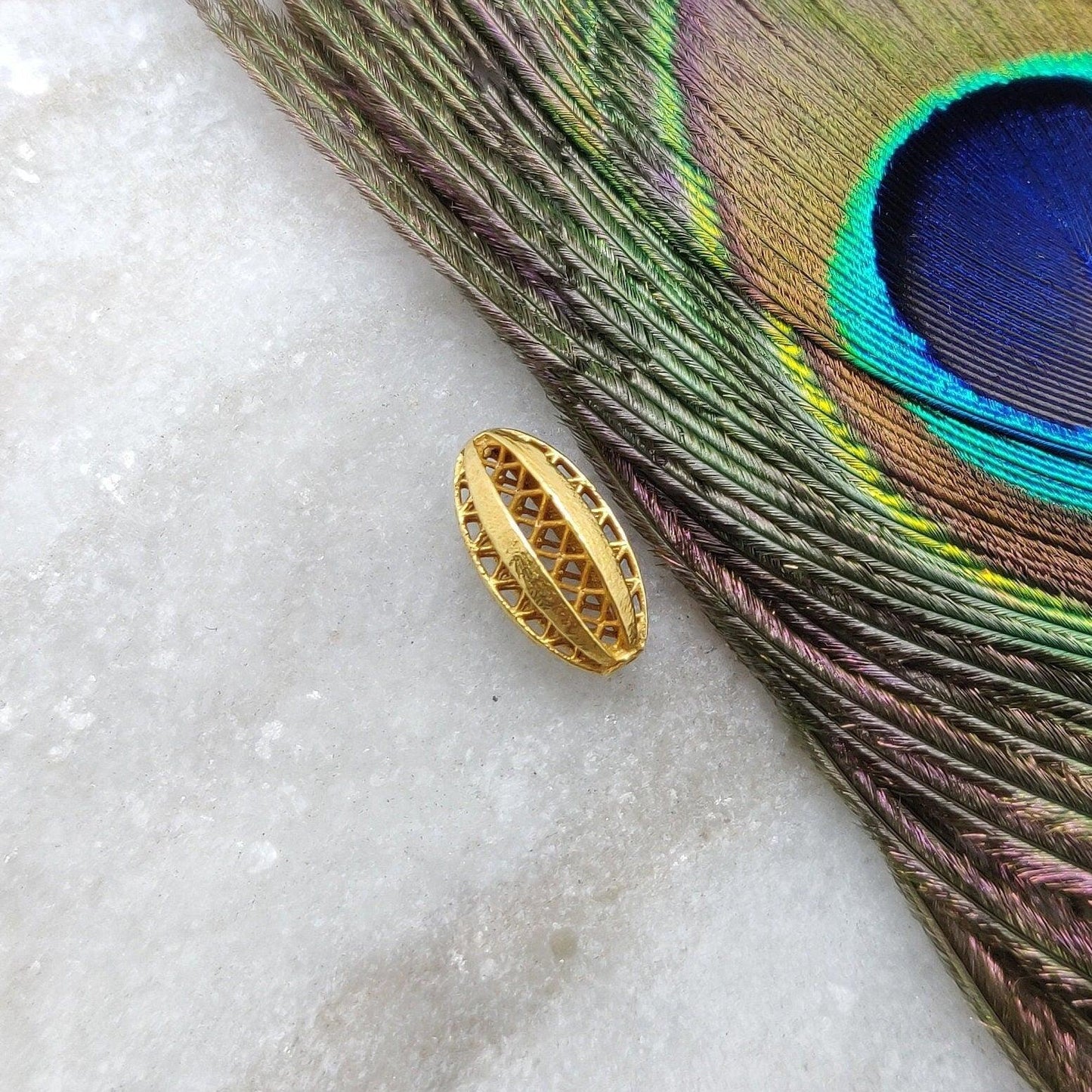 18 Karat Yellow Gold Antique Filigree Oval Gold Spacer Bead Components Finding 15mm