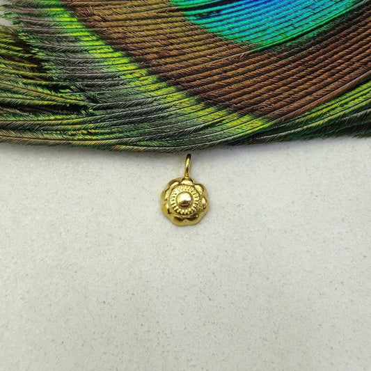 18k Solid Yellow Gold Fancy Carved Charm Pendant 9mm - Sar Gems