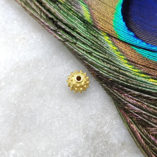 18 Karat Yellow Gold Round Spike Ball Gold Spacer Bead Finding