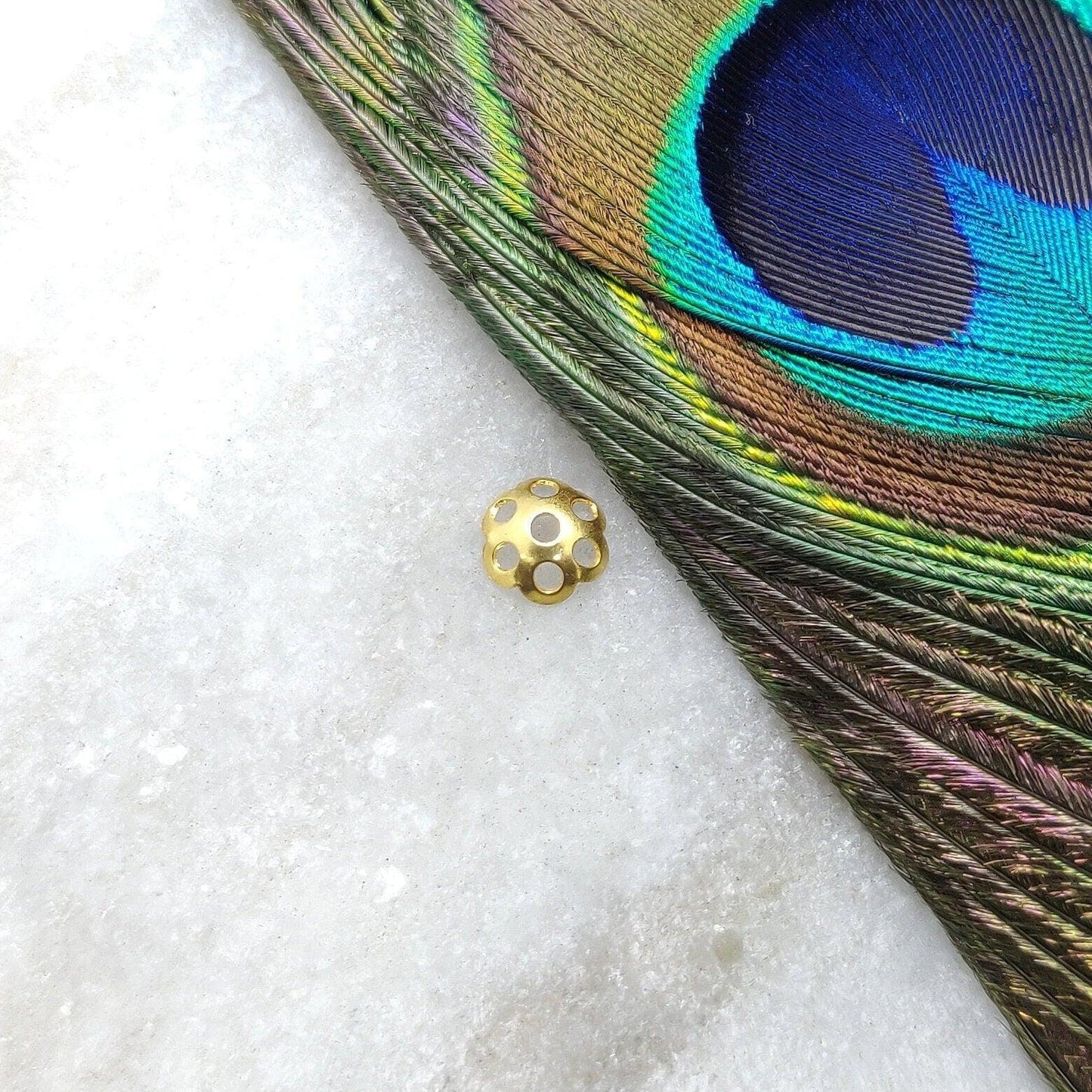 18 Karat Solid Yellow Gold-Plated Flower Bead Cap