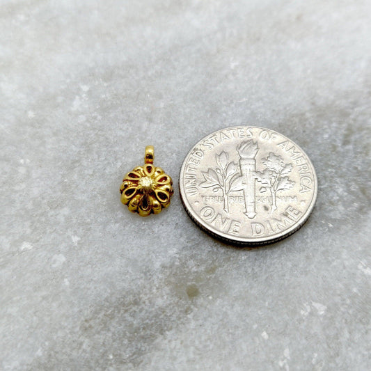 18k Solid Yellow Gold Floral Charm Pendant 7mm - Sar Gems