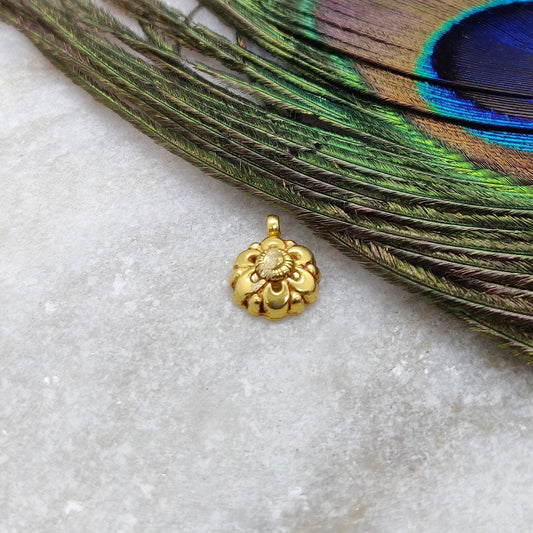 18k Solid Yellow Gold Fancy Floral Charm Pendant 4x9mm - Sar Gems