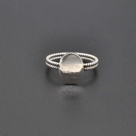 925 Silver Signet Twisted Band Ring Size 9 - SAR Gems
