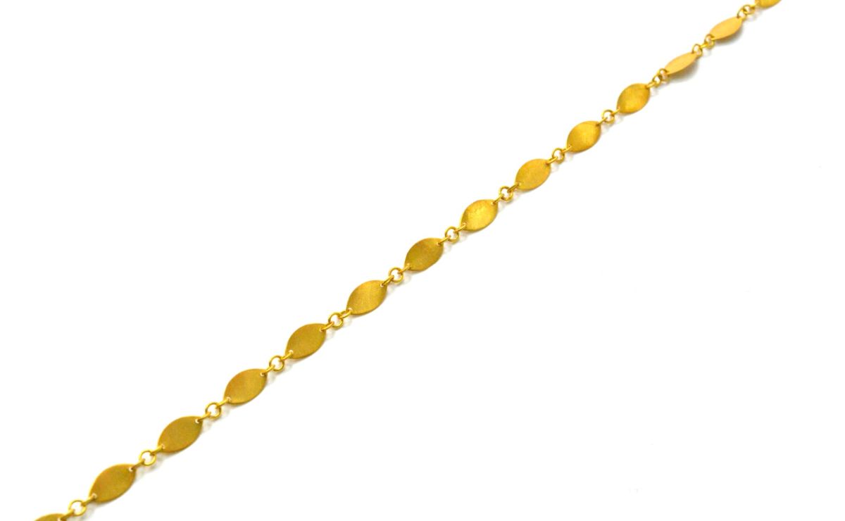 18k Solid Gold plain Chain in 8X4mm Size- SGGRC-035, Sold by 17 cm.