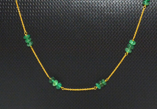 Lovely 18k Solid Gold Necklace With Natural Emerald Stone - 4-6 mm Size - SGGRC-061