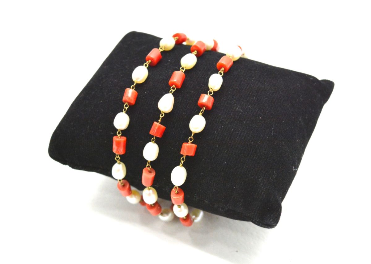 Wonderful 14k Solid yellow Gold Bracelet With Coral Stone