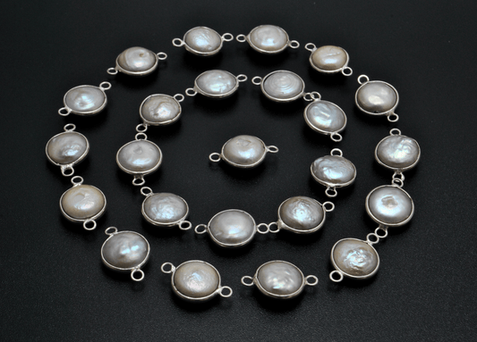 Pearl Round Double Bail Bezel Connector