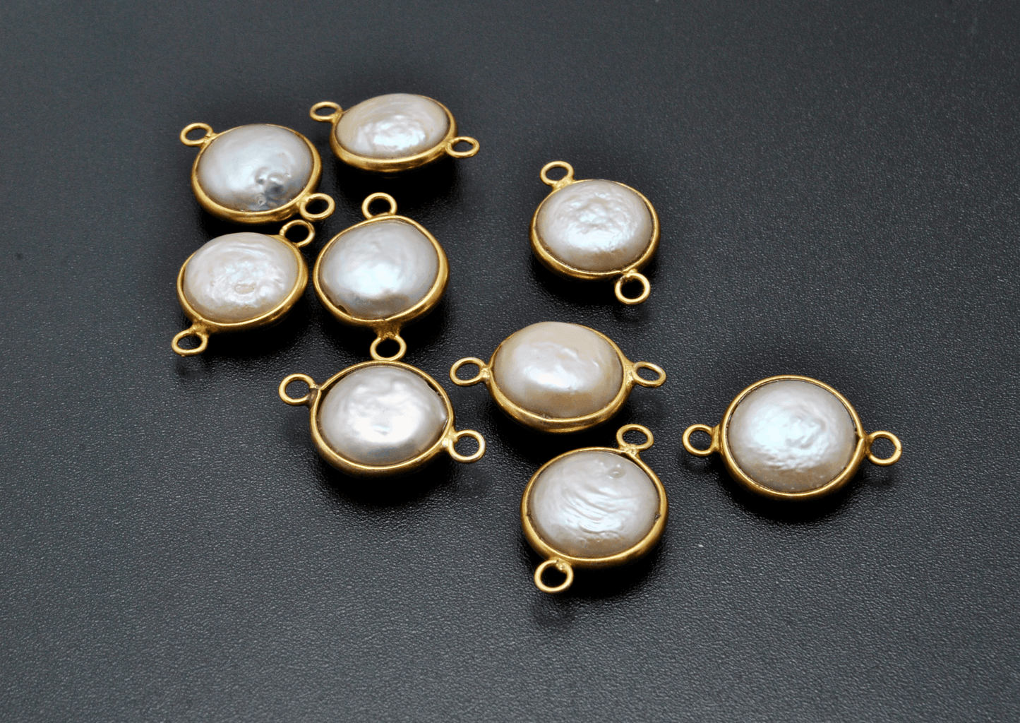 Pearl Round Gold Plated Double Bail Bezel Connector