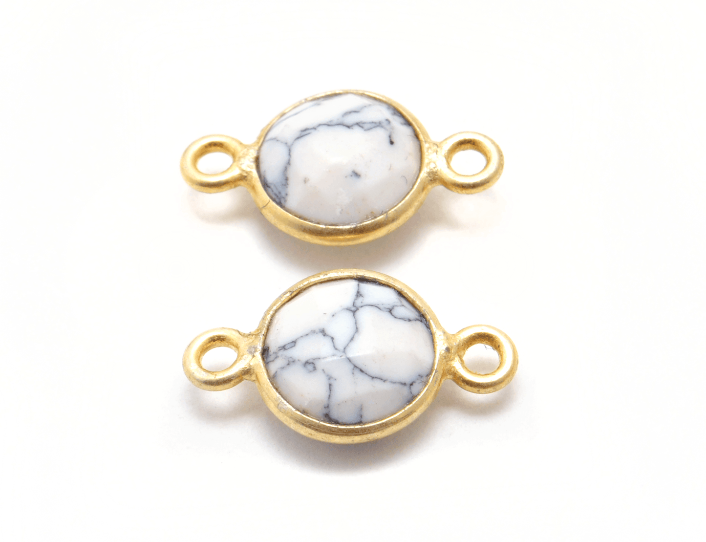 Howlite Round Gold Plated Closed Double Bail Bezel Connector