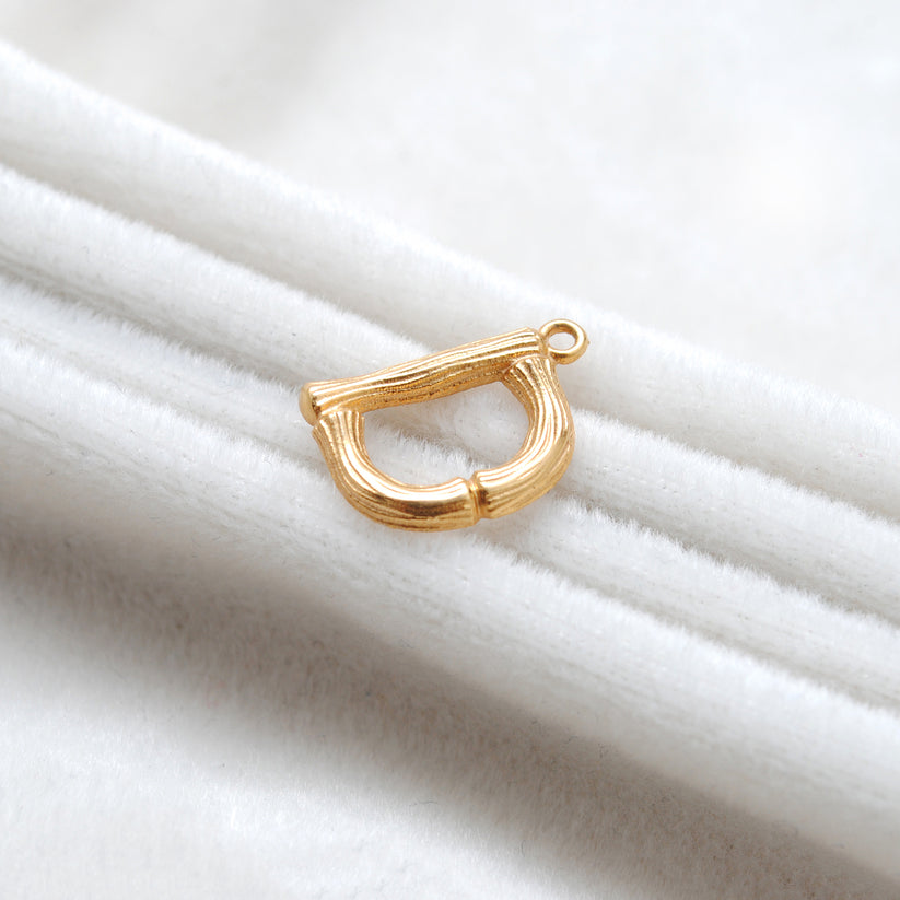 18k Solid Yellow Gold D Initial Letter Charm Pendant