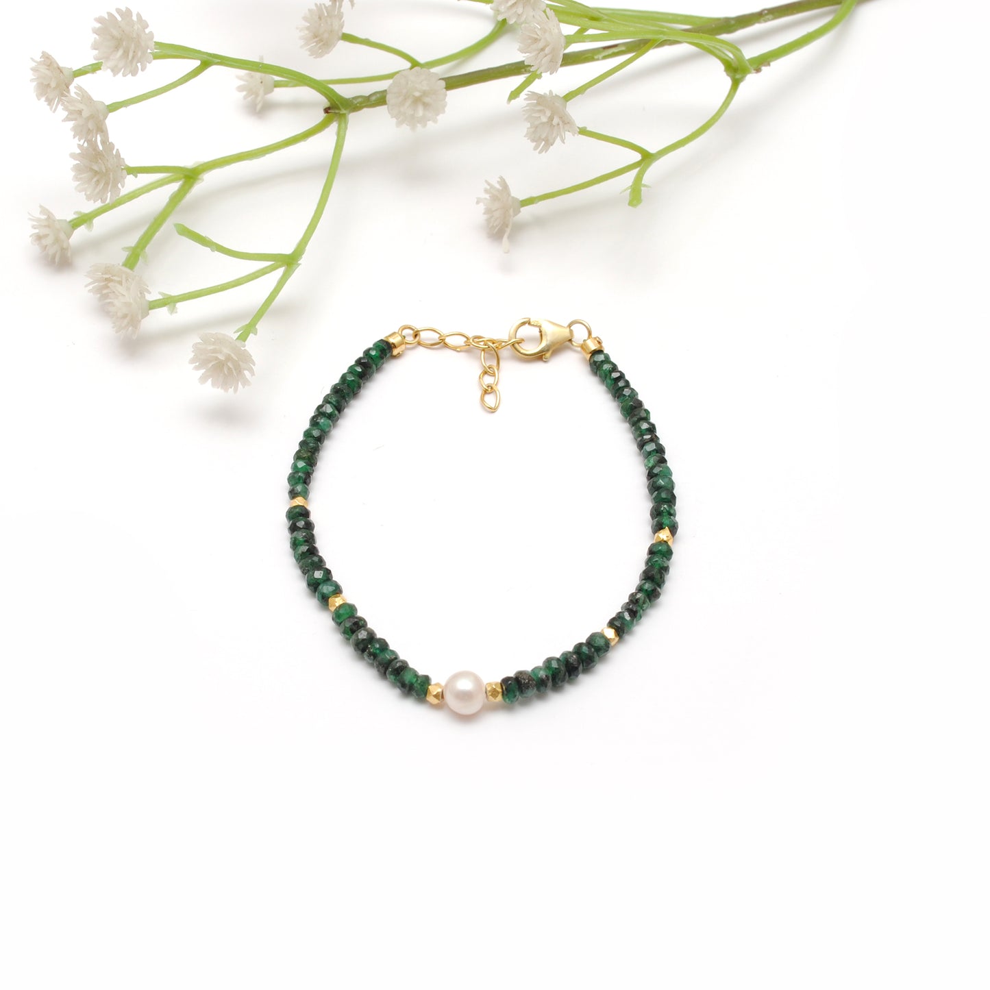 Natural Emerald & Pearl Beaded Bracelet – 4mm Faceted Emerald Rondelles & 6mm Pearls