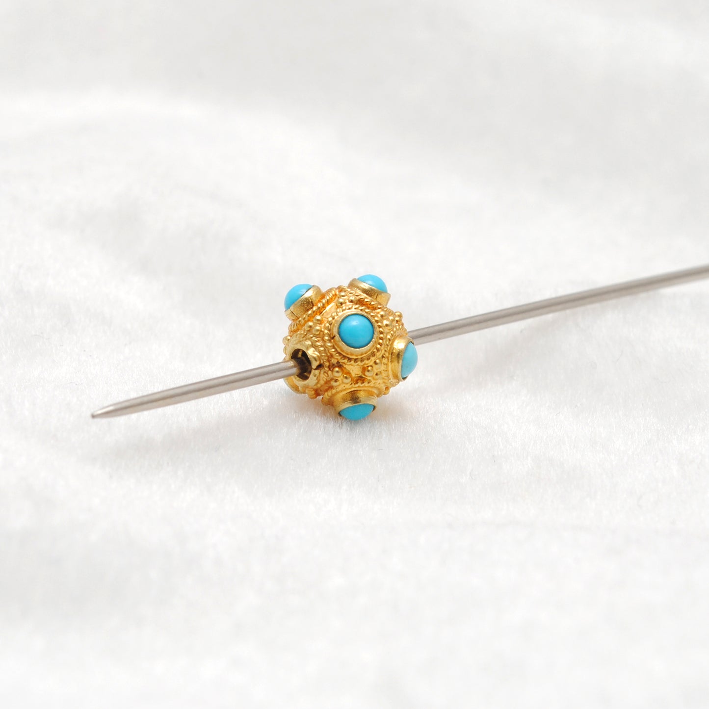 18 Carat Gold Turquoise Ball Spacer Beads 8mm