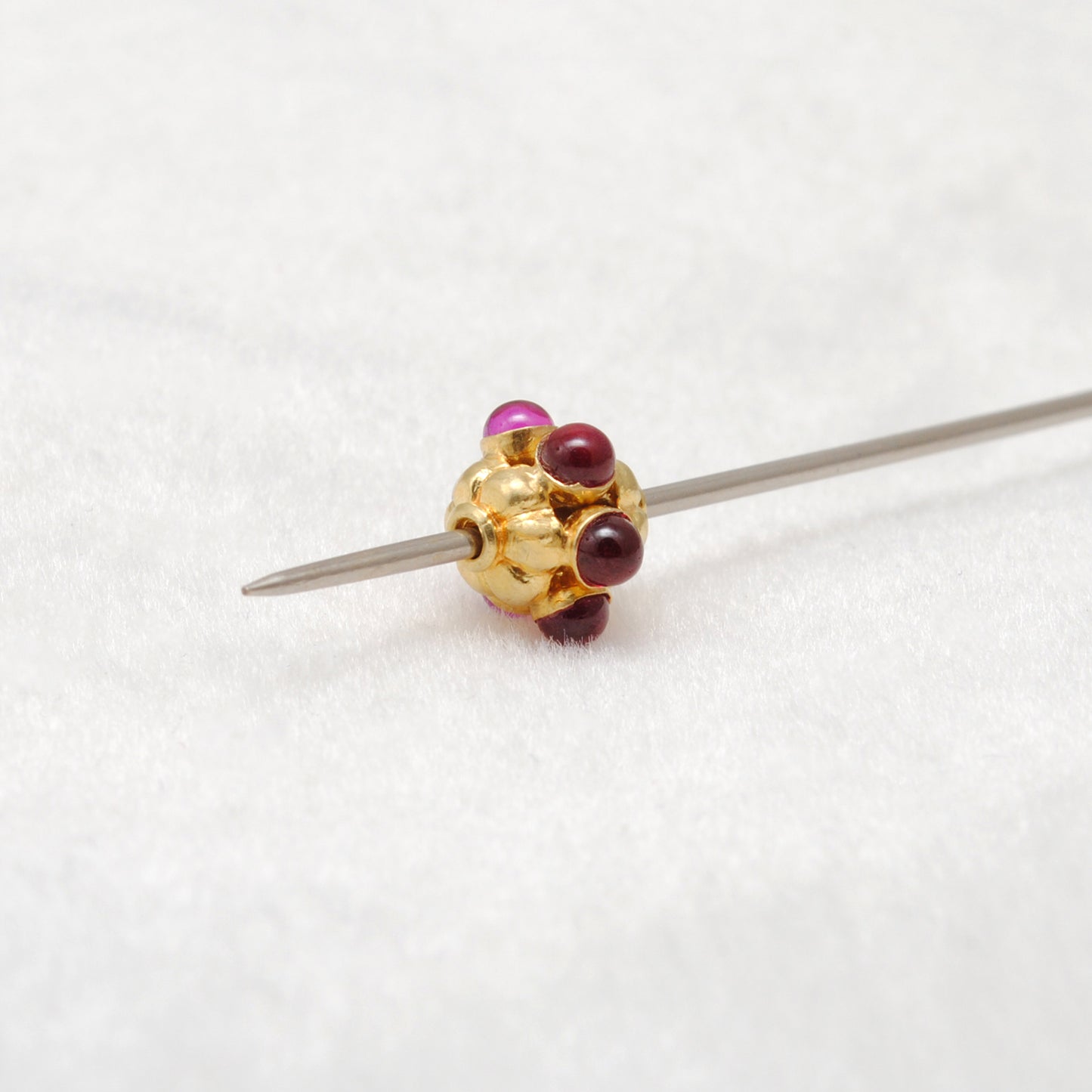 18 Karat Gold Ruby Flower Spacer Beads 8x7mm