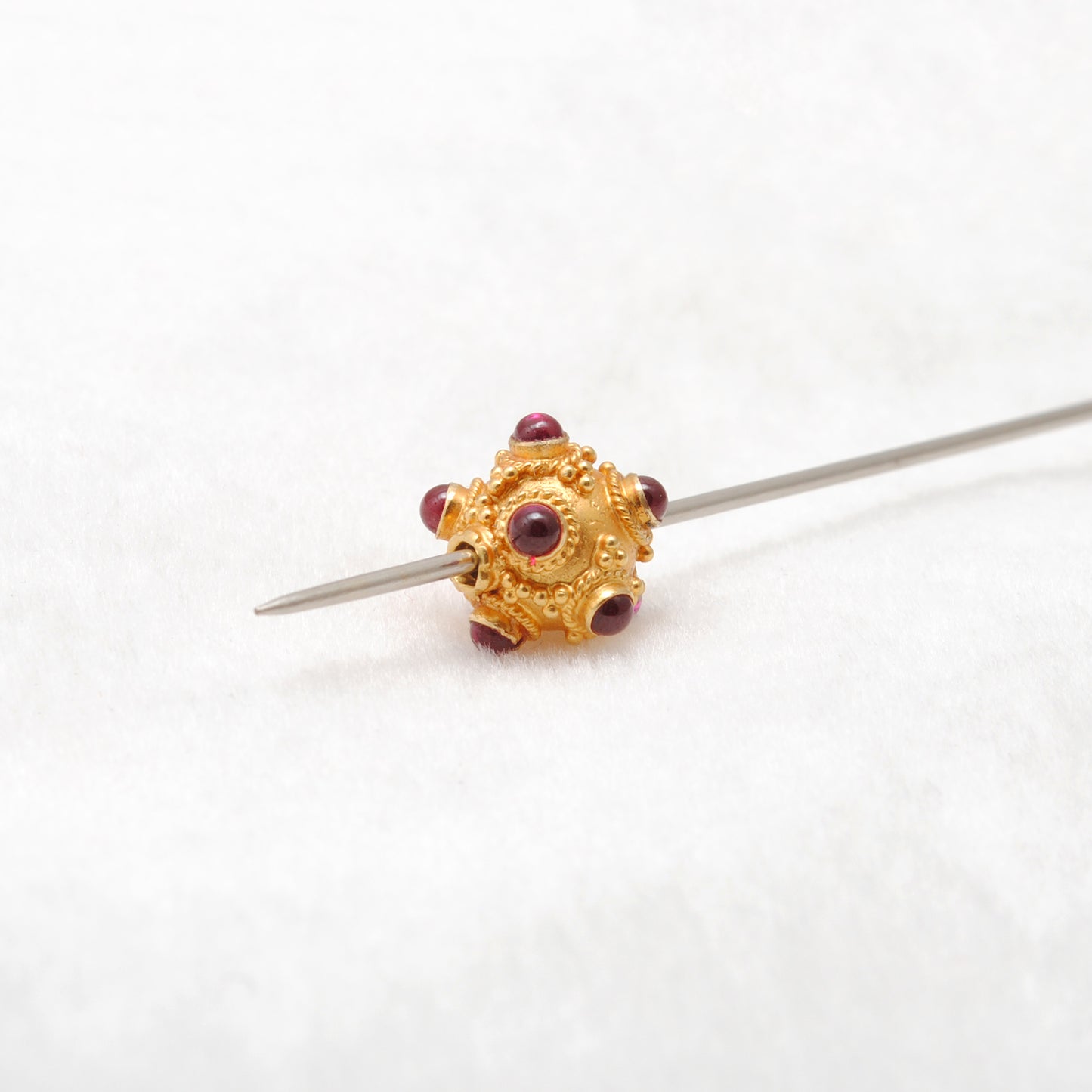 18 Karat Gold Ruby Round Spacer Ball Beads