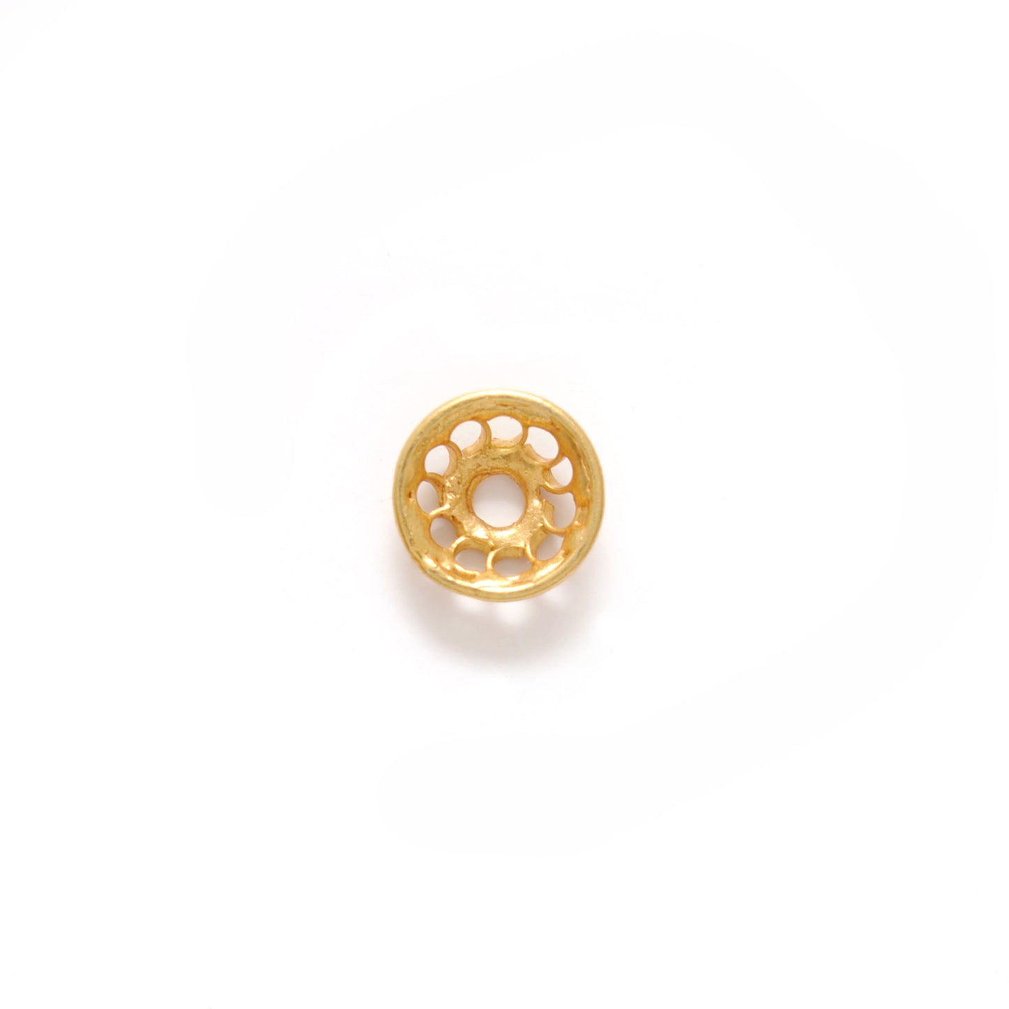 18 Karat Yellow Gold-Plated Flower Bead Cap Finding 7mm