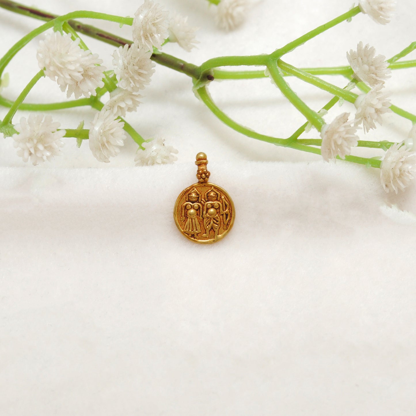 18k Gold Religious Charm Pendant