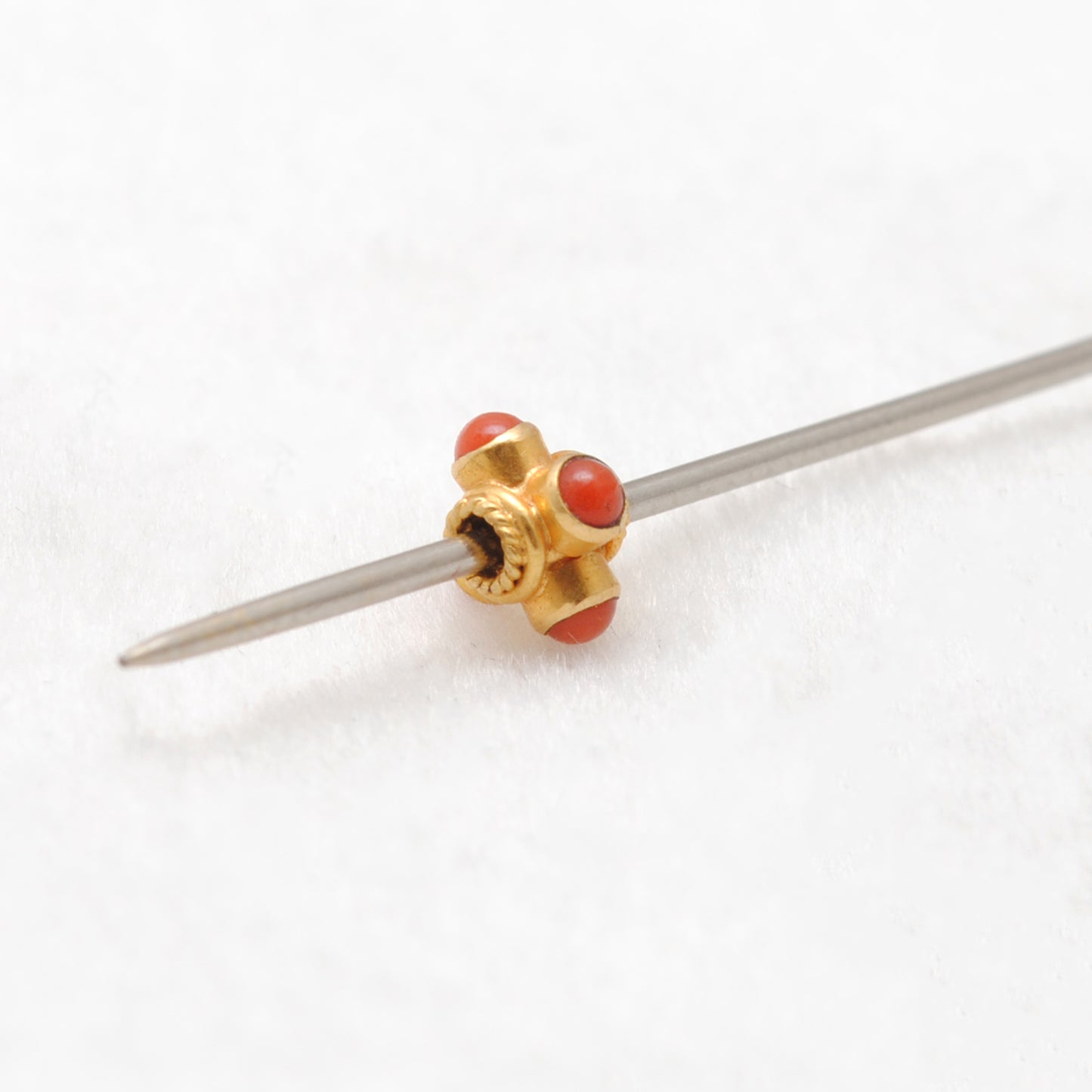 18 Karat Gold Stone Studded Wheel Spacer Beads 5x4mm