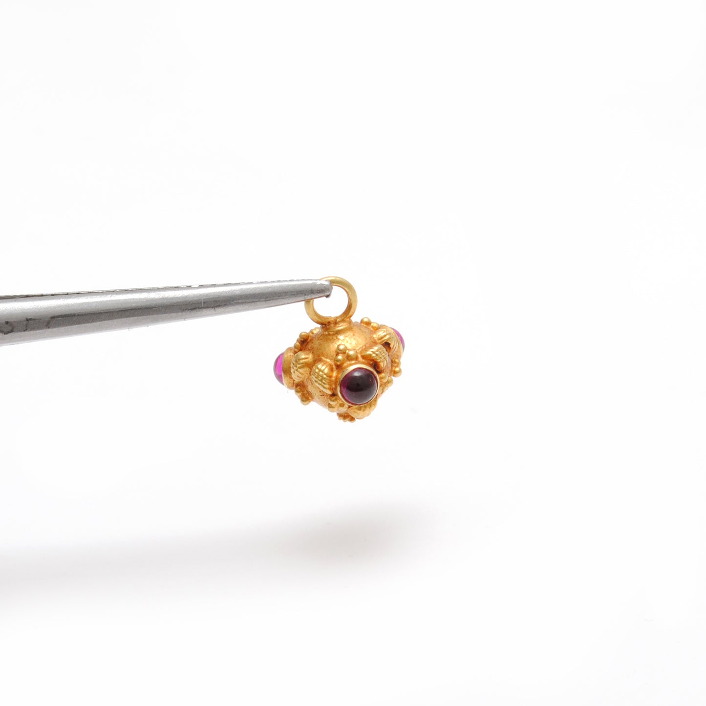 18k Gold Roundel Bead with Hydro Red Stone