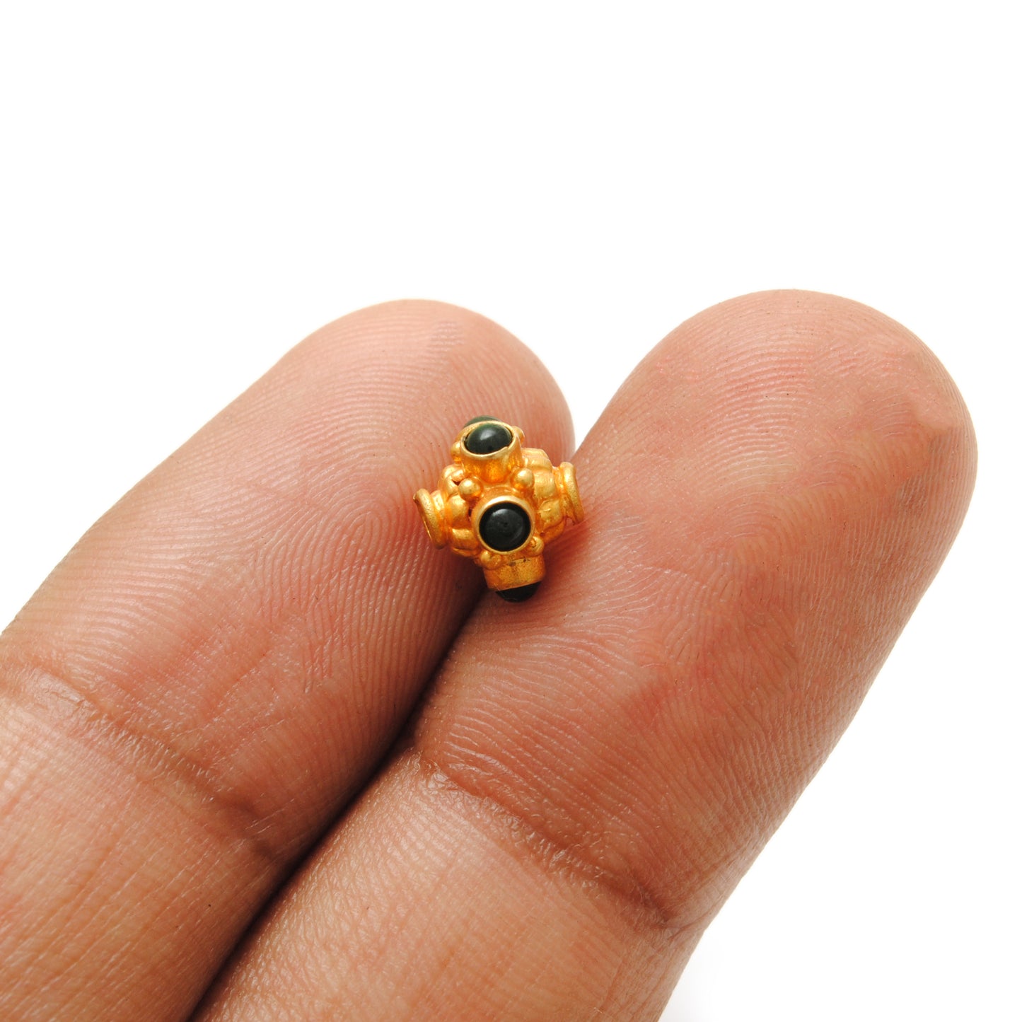 18 Karat Gold Stone Studded Wheel Spacer Beads 7mm