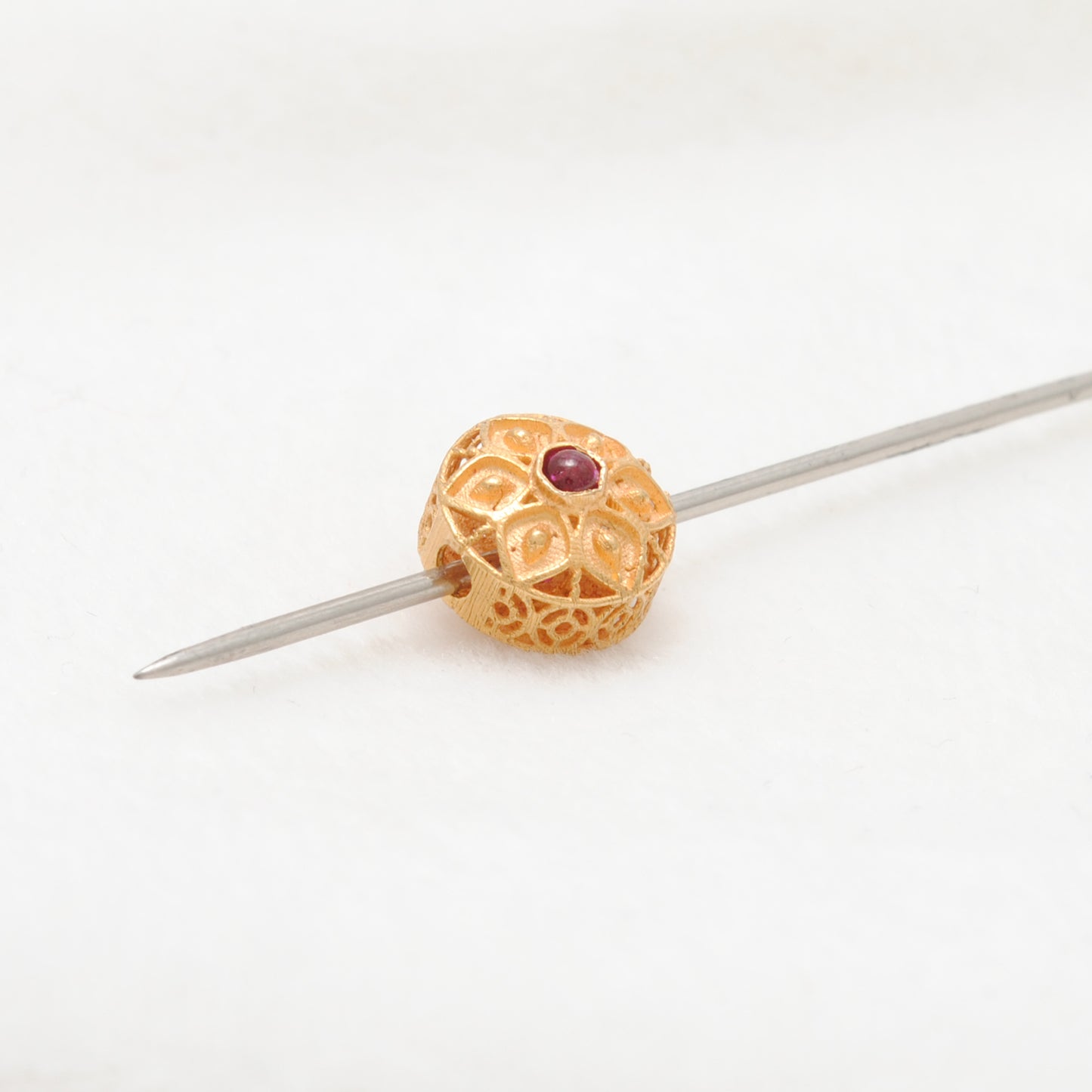 18 Carat Gold Fancy Flower Engraved Gemstone Rondelle Beads