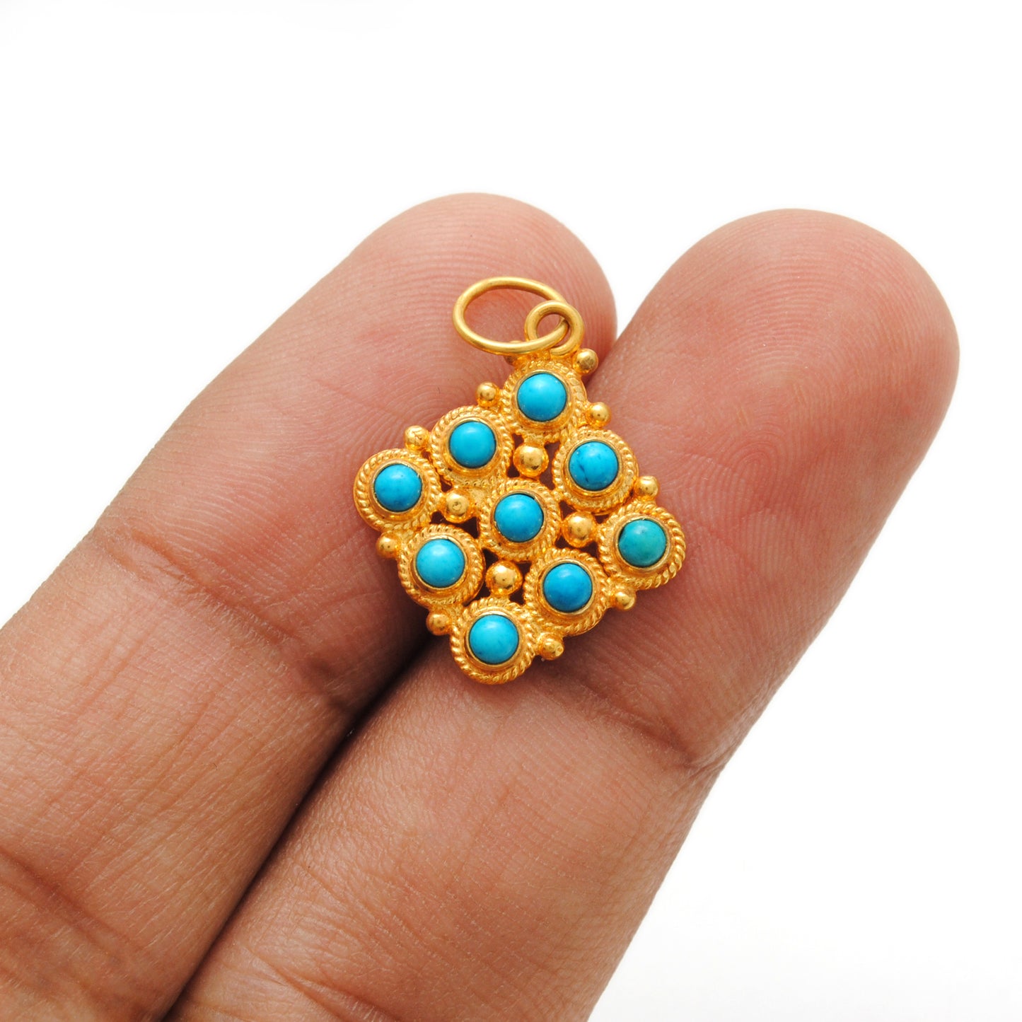 14mm Solid 18k Gold Cushion Pendant Blue Stone