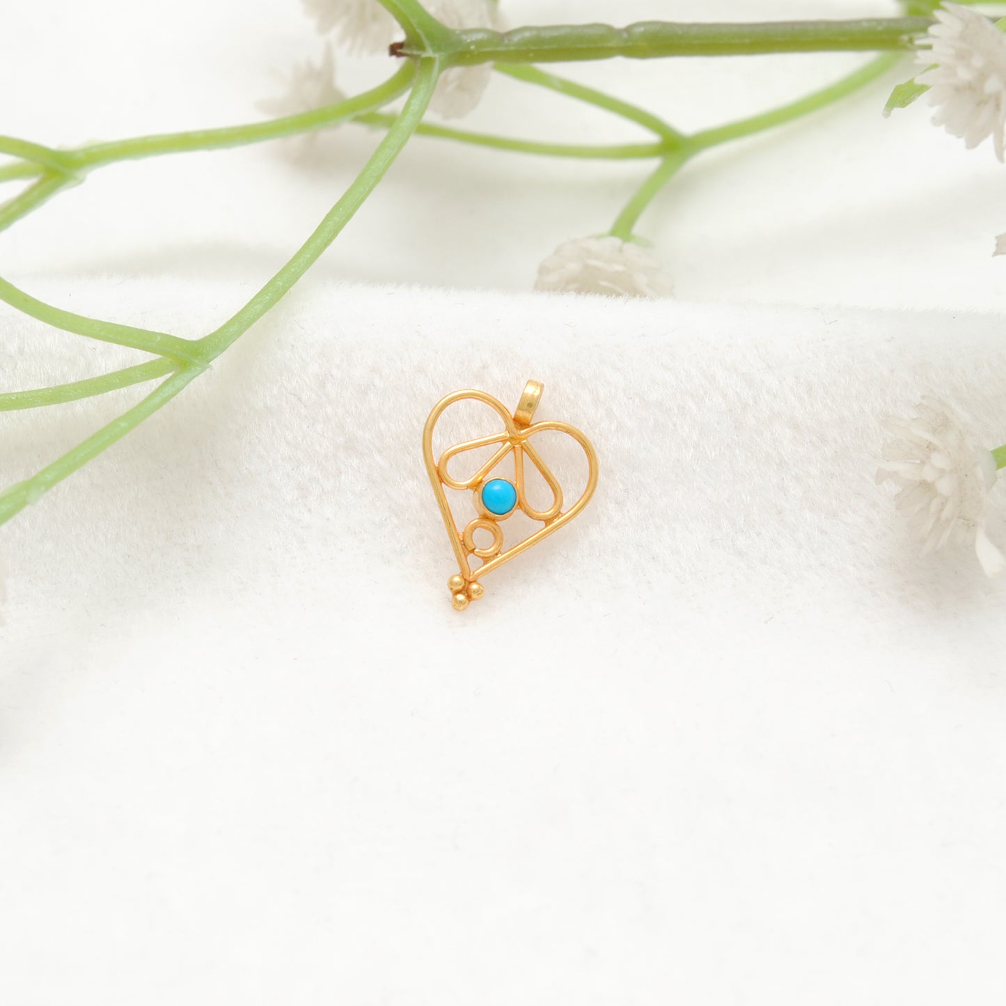 Love Heart Charm 18k Gold Pendant