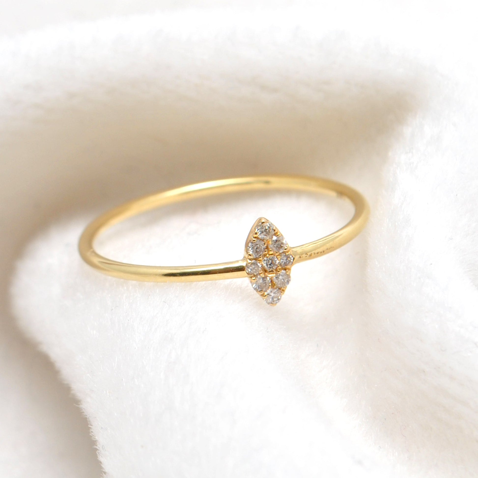 14k Solid Yellow Gold Natural Diamond Minimalist Solitaire Ring 6 US