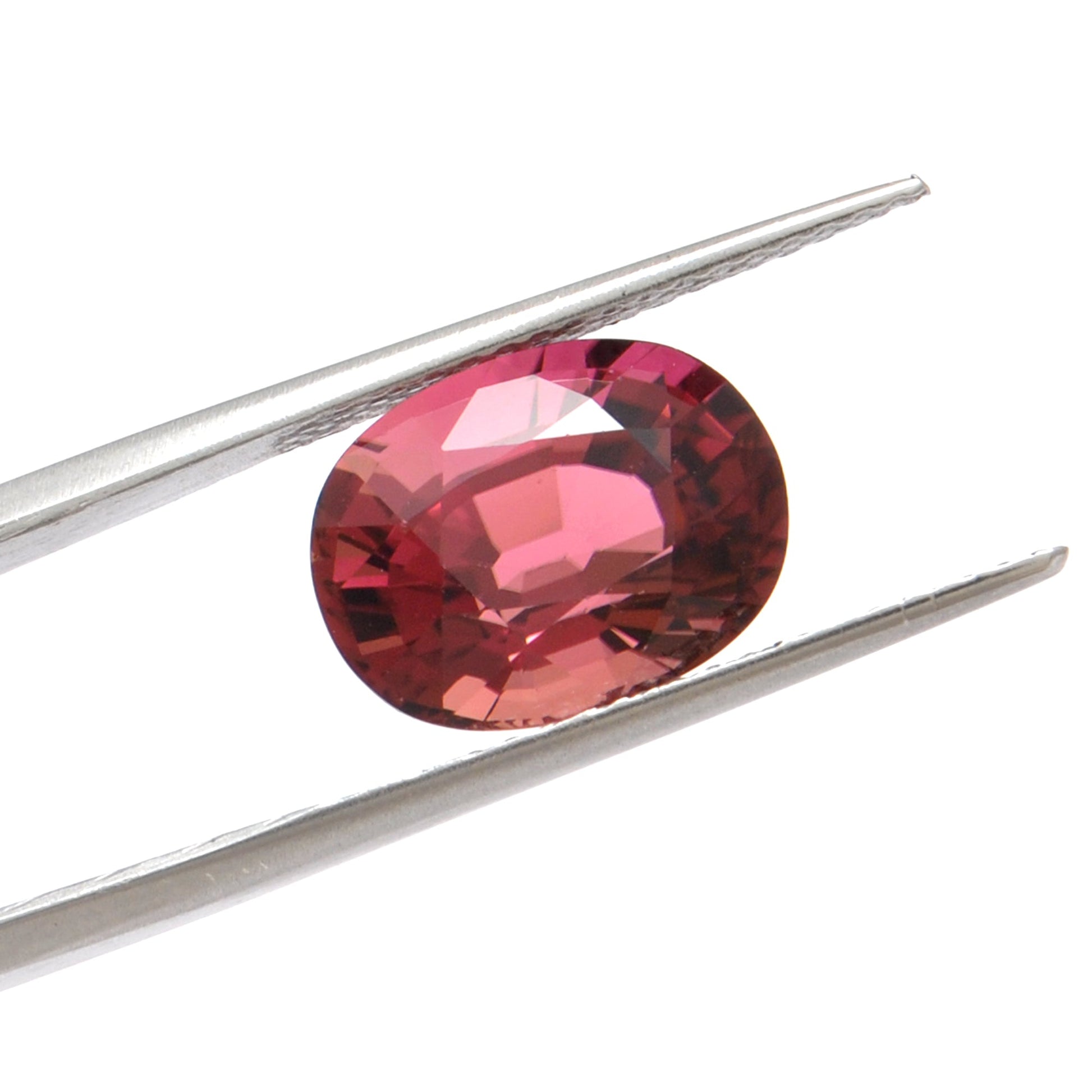 SAR Gems African Tourmaline Oval Gem, 7.70ct, 10.5x13.5mm, Pure Faceted Brilliance