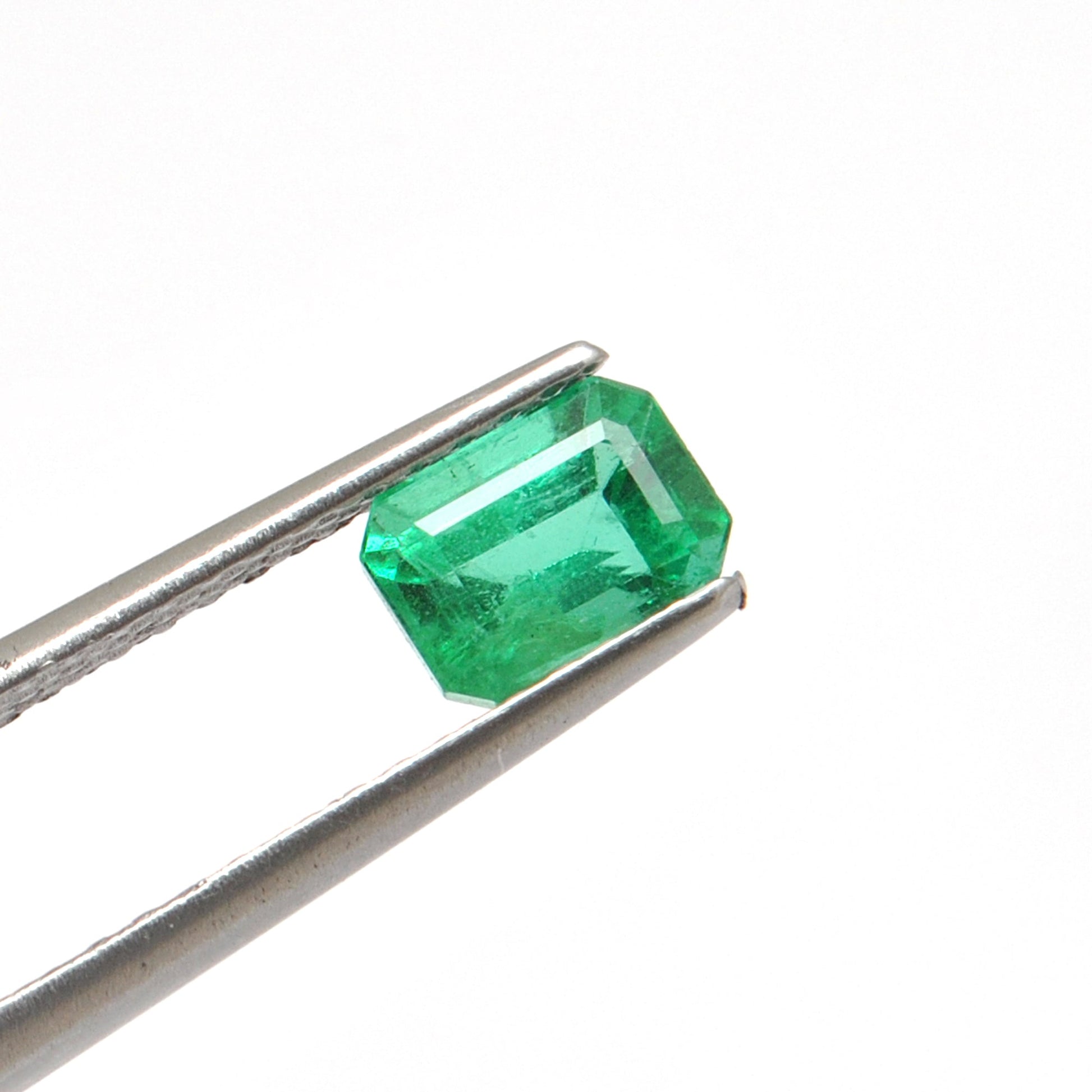 1.15 Carat Octagon Cut Natural Zambian Emerald 7x5mm from SAR Gems
