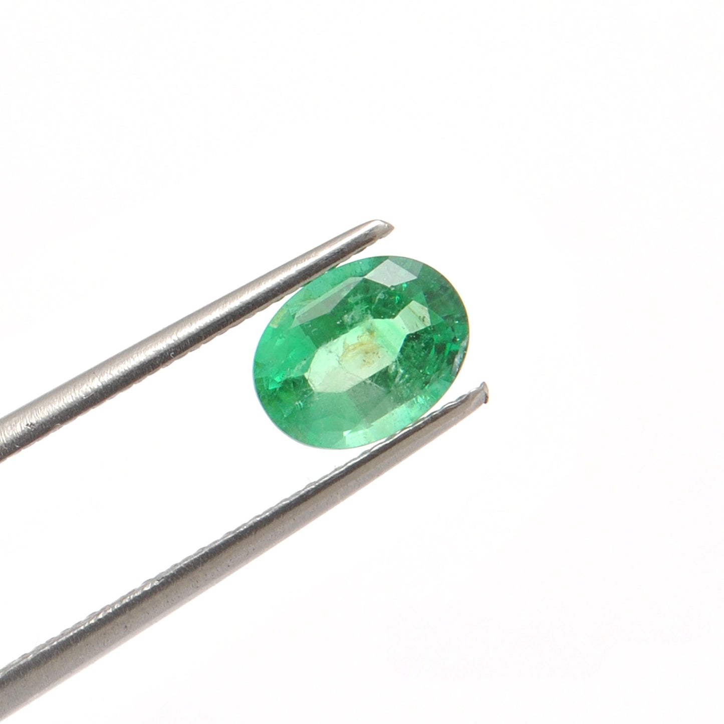 SAR Gems Natural Zambian Emerald Oval 8x6mm
