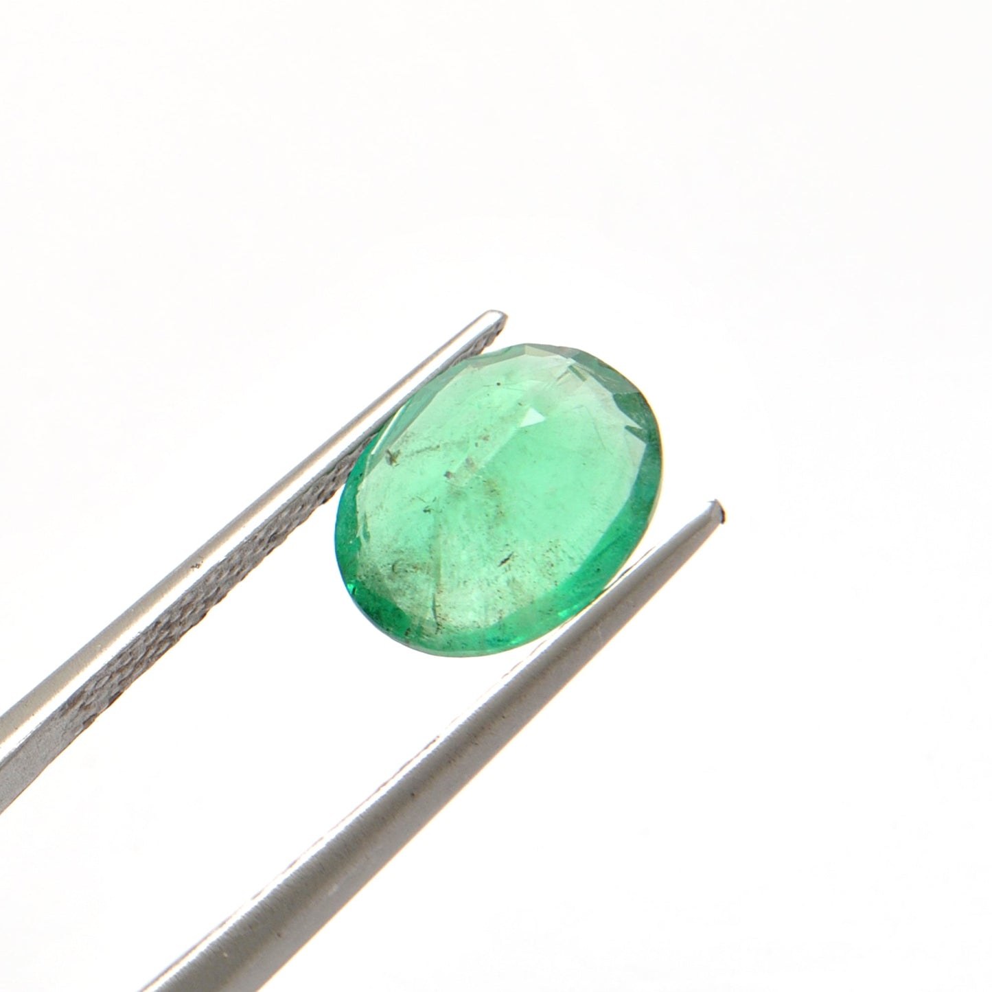 SAR Gems Natural Zambian Emerald 3.25 Carat Oval 11.5x9mm
