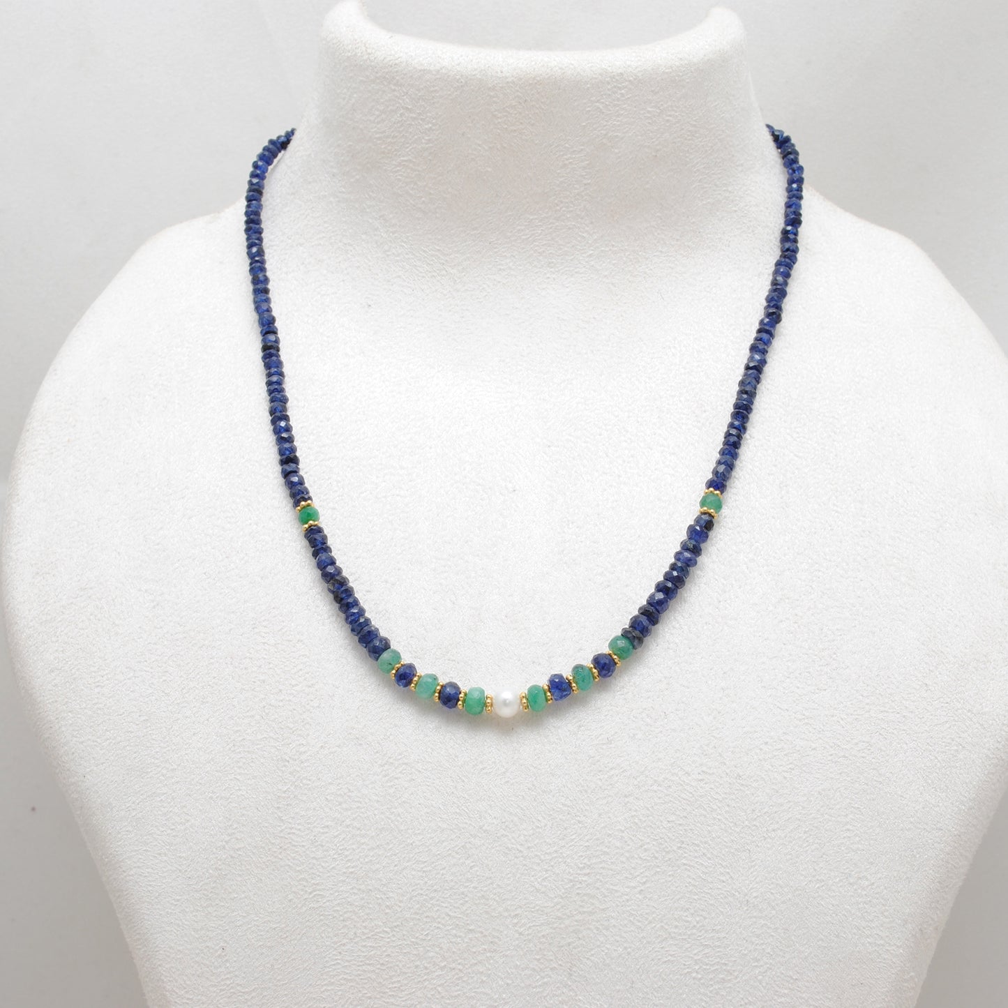 Natural Emerald Beaded Necklace with Blue Sapphire Silver Choker
