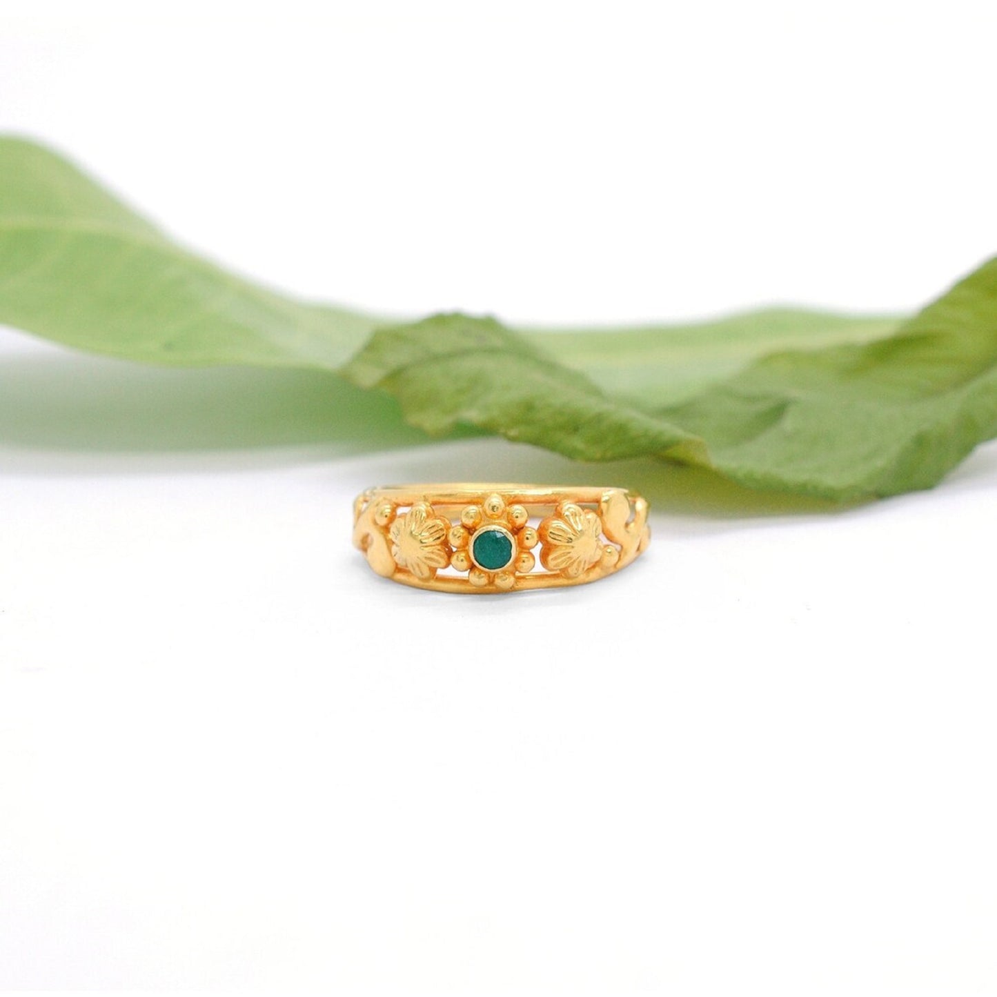 18k Solid Yellow Gold Floral Victorian Ring 7 US
