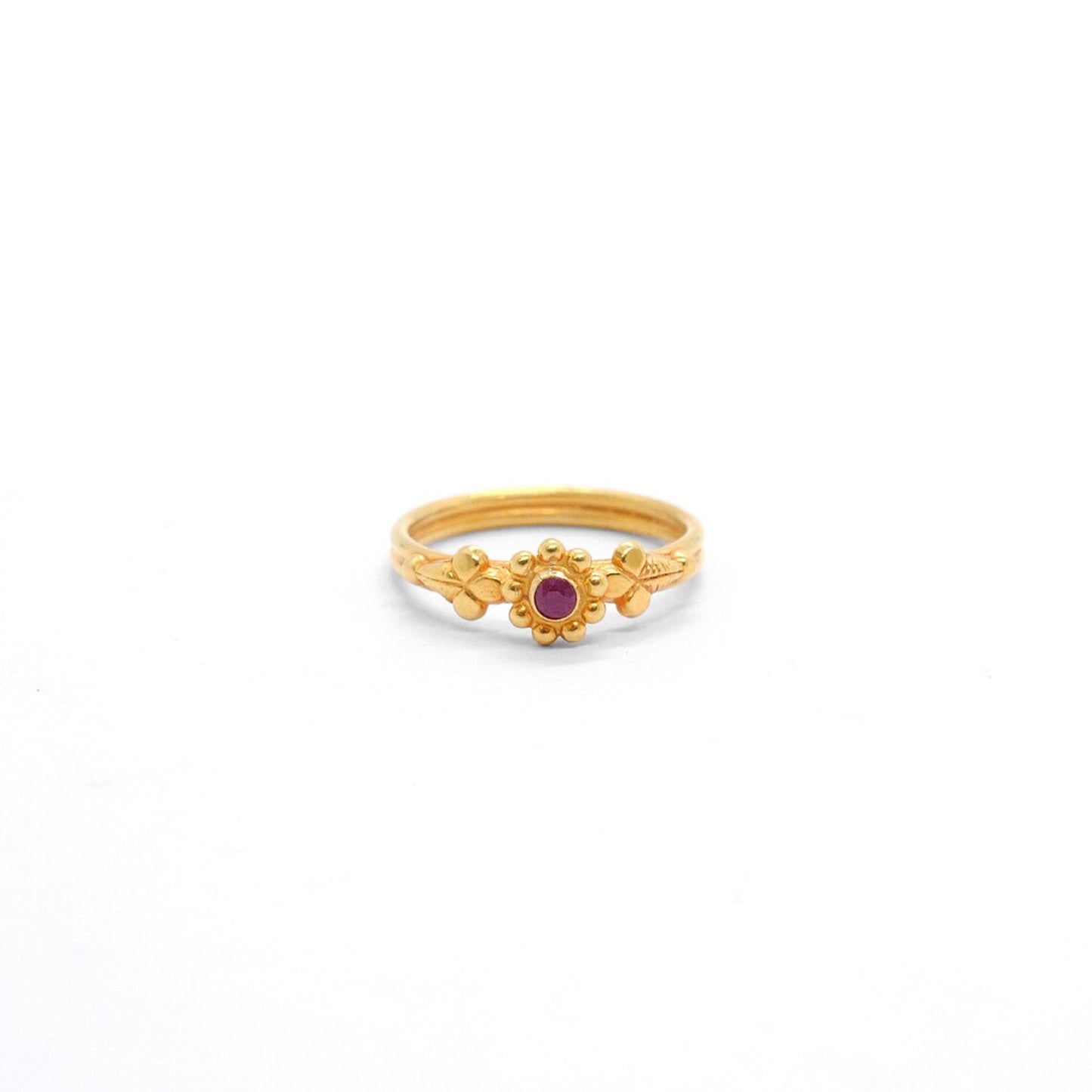18k Solid Yellow Gold Ruby Vintage Floral Ring 6 US