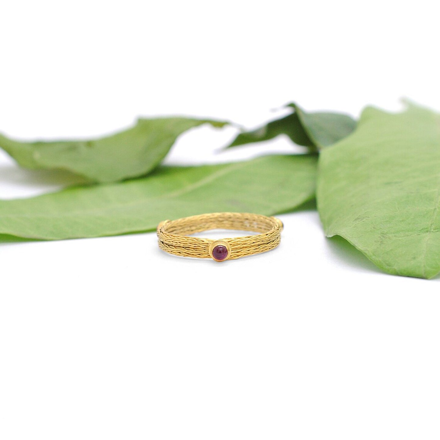 18k Solid Yellow Gold Ruby Antique Ring 8 US