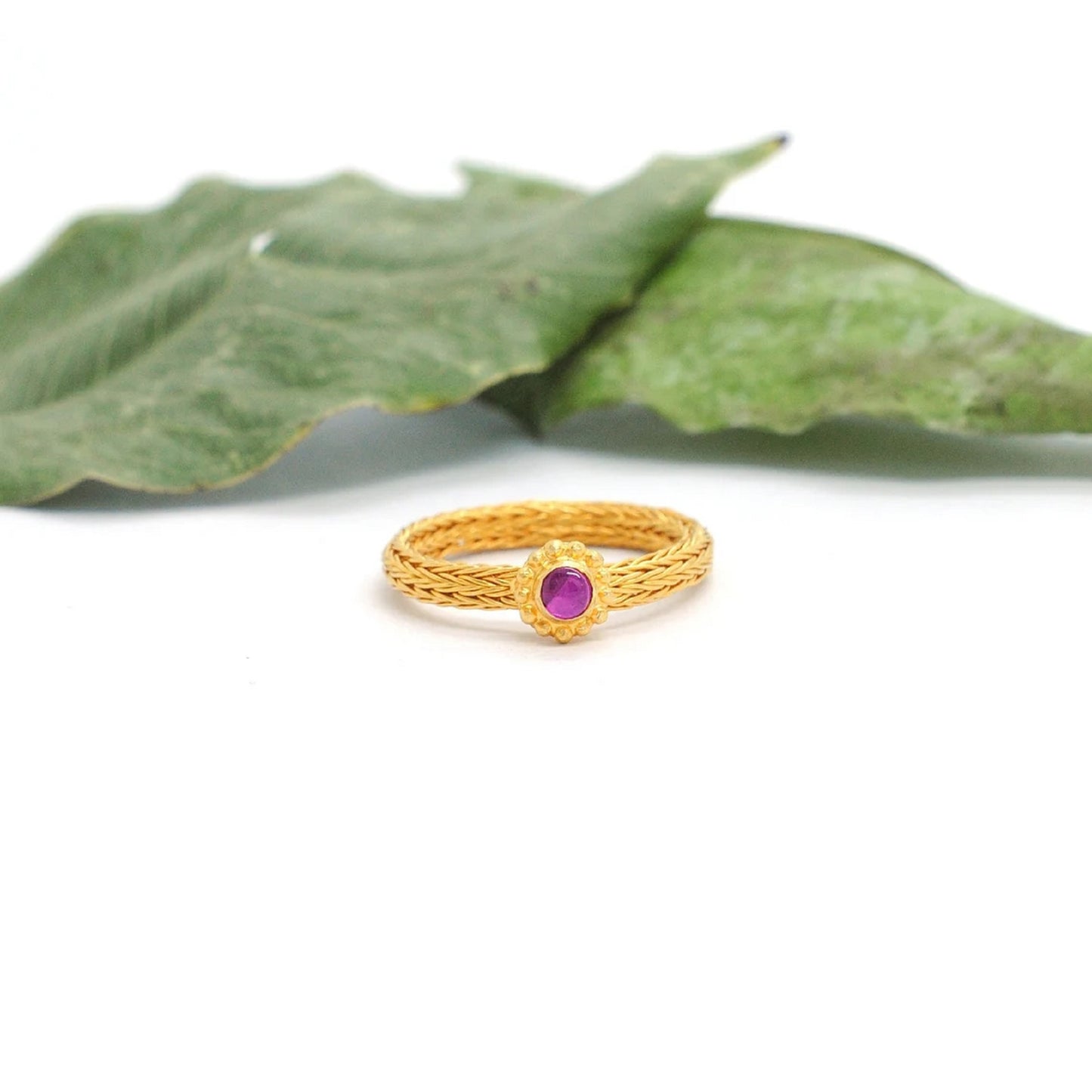 18k Solid Yellow Gold Solitaire Ring 7.5 US Gift for Wife