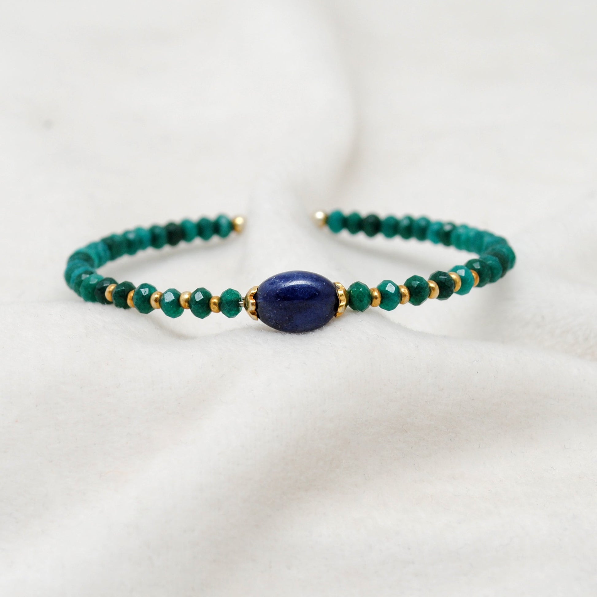 925 Sterling Silver Green Jade & Blue Sapphire Stretchable Beaded Bracelet - Sar Gems