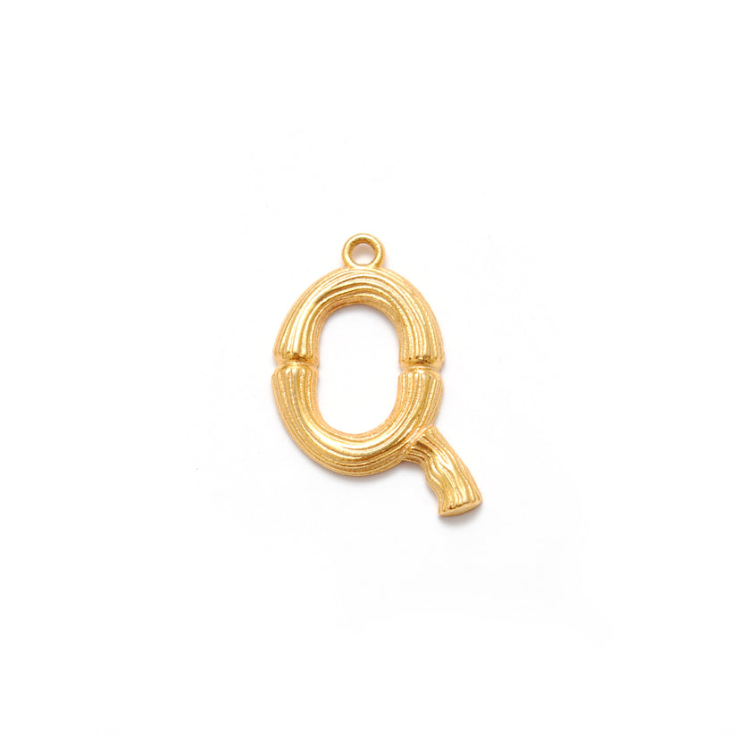 18k Solid Yellow Gold Q Initial Letter Charm Pendant