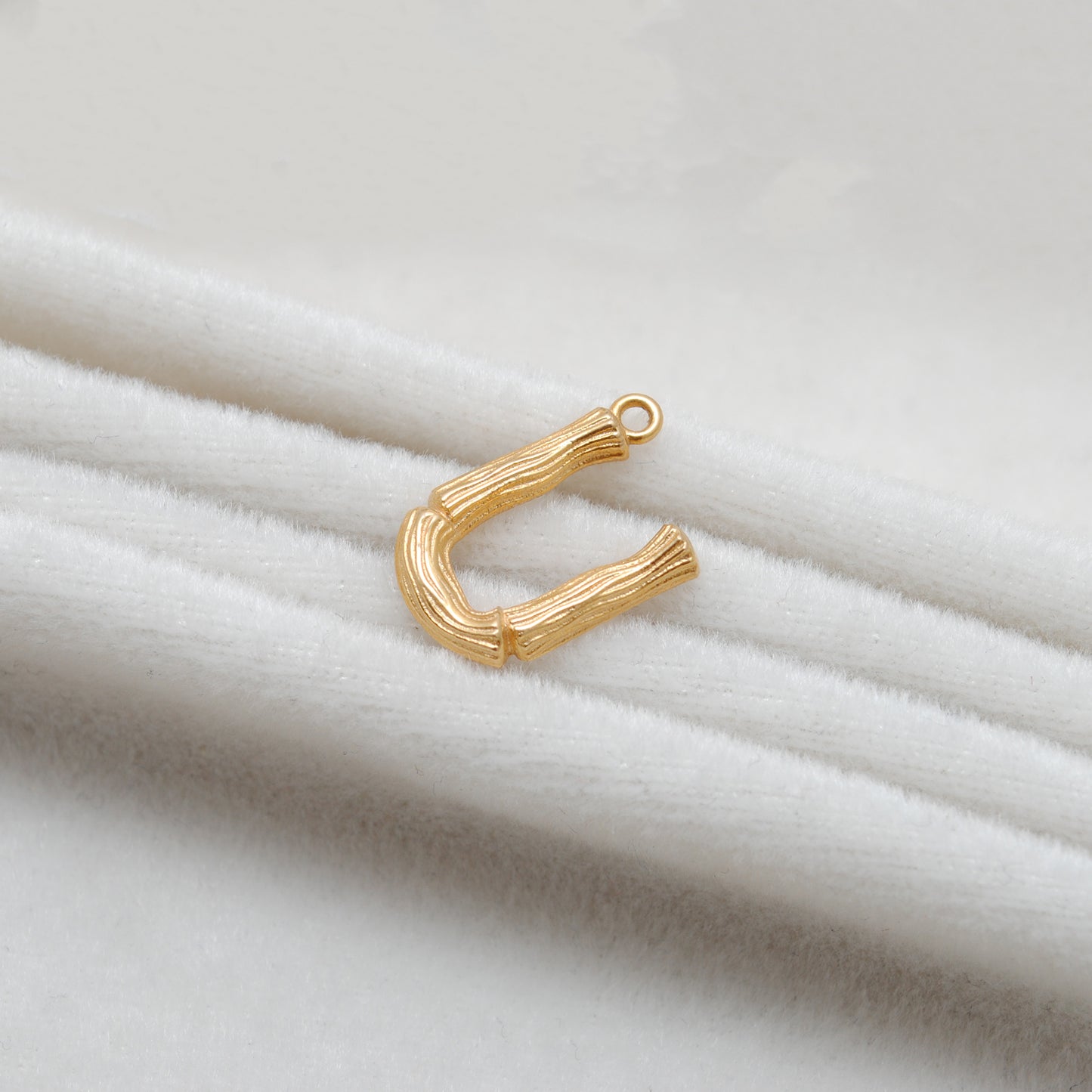 18k Solid Yellow Gold U initial Letter Charm Pendant